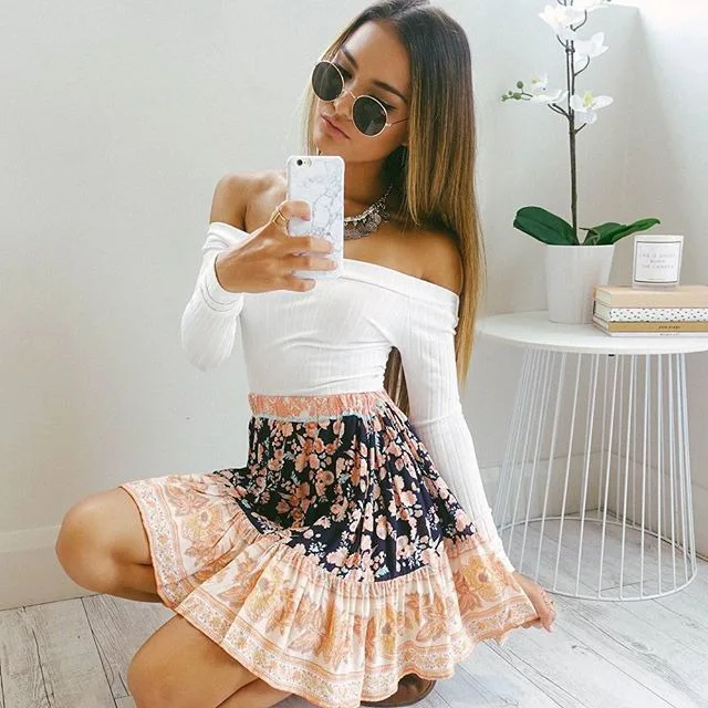 

High Fashion off Shoulder Whtie Sweater Women Casual Pullover Crop Top Cropped Sexy Sweaters Pull Femme Black Tee Basic Knitwear