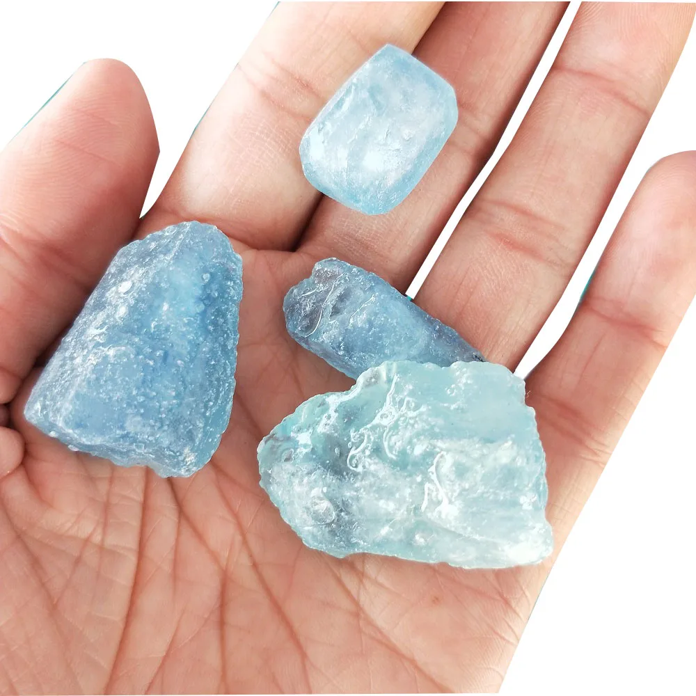 Необработанный драгоценный камень кристалл Натуральный Синий аквамарин гравий