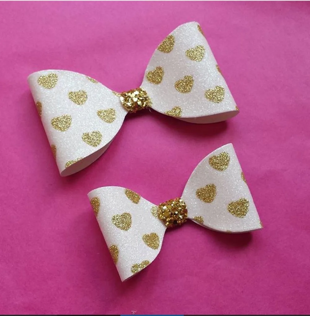 Рулон ткани с красными сердечками для обоев 30 х134 см | Дом и сад