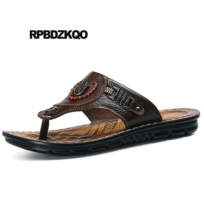 

Flat Slippers Shoes Runway Metal Men Sandals Leather Summer Yellow 2021 Casual Designer Slip On Beach Slides Brown Flip Flop