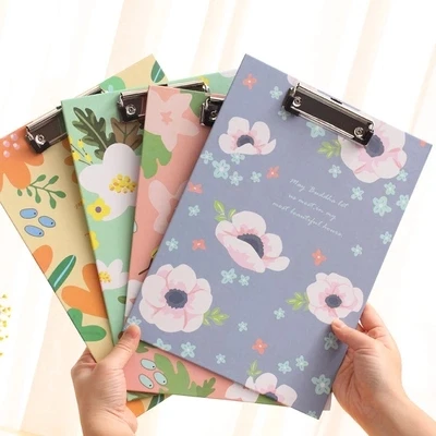 

1 pcs A4 Flowers Printed Clipboard as Writing Pad for School Office Writing Supplies , Document Paper Clips