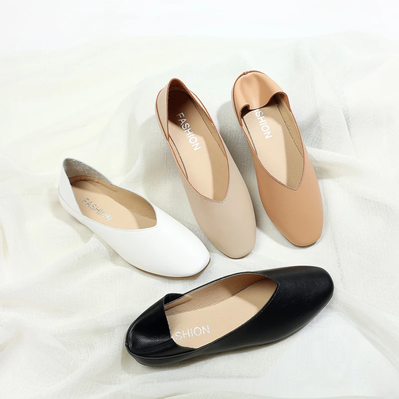 Модные универсальные туфли на плоской подошве с закрытым носком удобные без