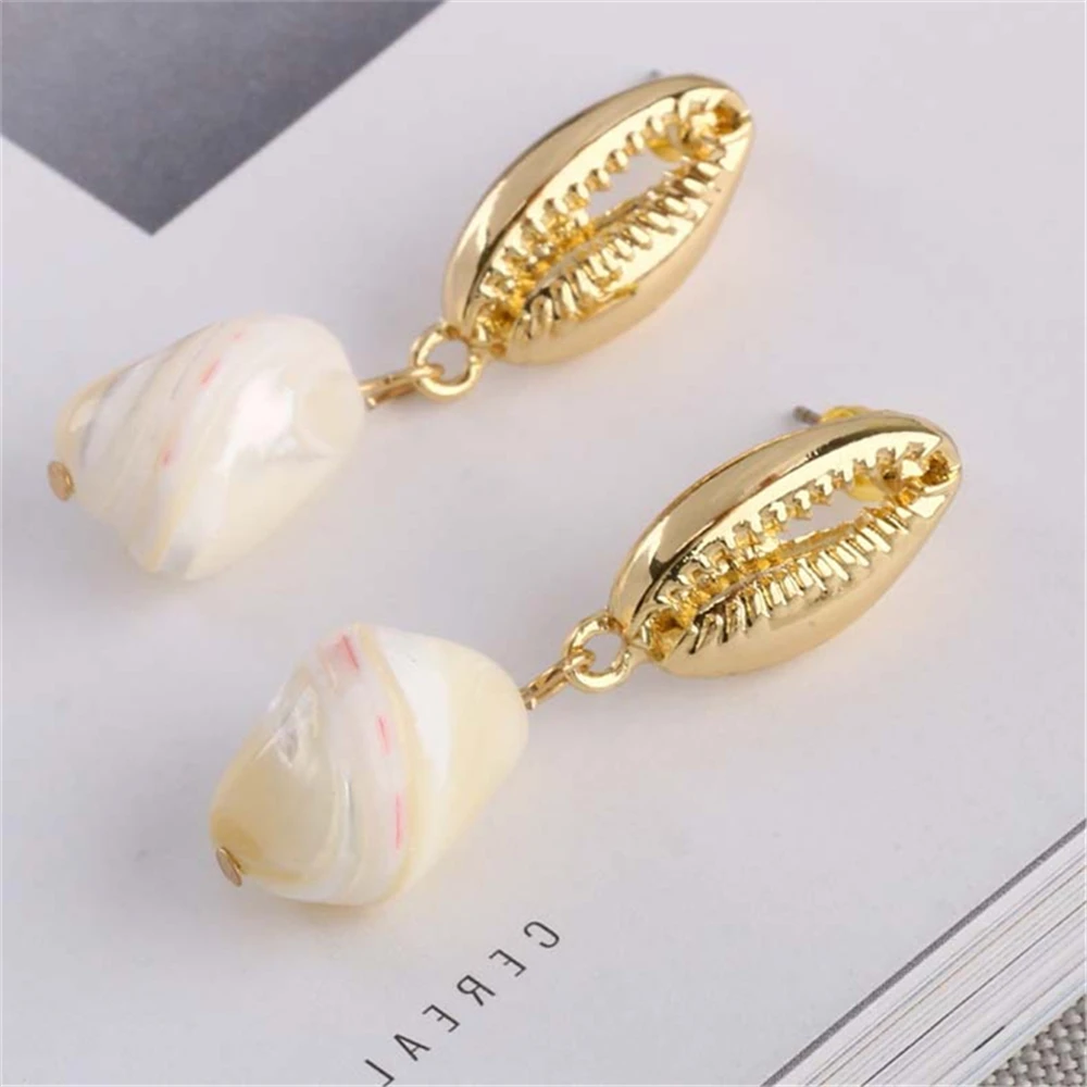 Женские серьги-подвески в богемном стиле золотого цвета с раковиной для детей