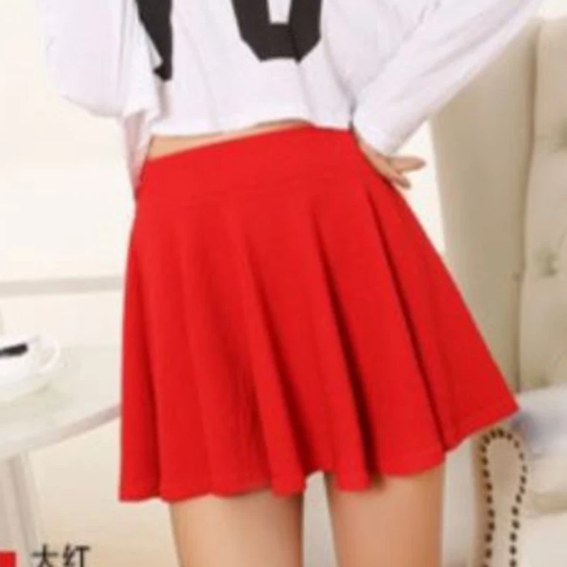 Расклешённая и в складку мини юбка с эластичной резинкой на талии популярные