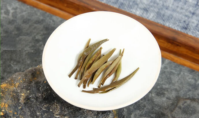 100 г, белый чай Baihao Yingzhen, класс Baihaoyinzhen, чай с серебряной иглами для сыпучих китайских натуральных органических продуктов питания