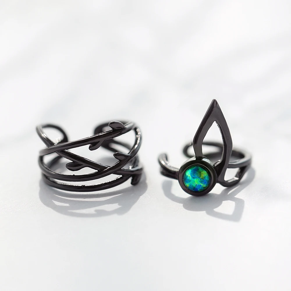 Серьги клипсы Thaya Spirit из серебра 925 пробы с опаловым драгоценным камнями черные в