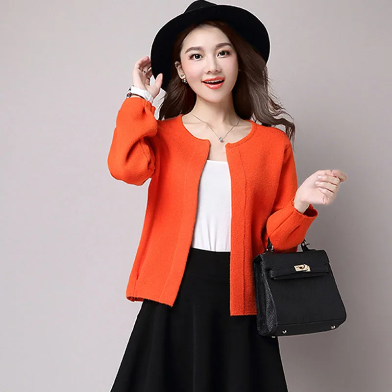Фото Short women's cardigan Knitted Black Sweater Jumper Knitwear Outwear Fashion Autumn Sweaters Cotton Female Elegant Jumpers Short women's cardigan Knitted Black Sweater Jumper Knitwear Outwear Fashion Autumn Sweaters Cotton Female Elegant Jumpers