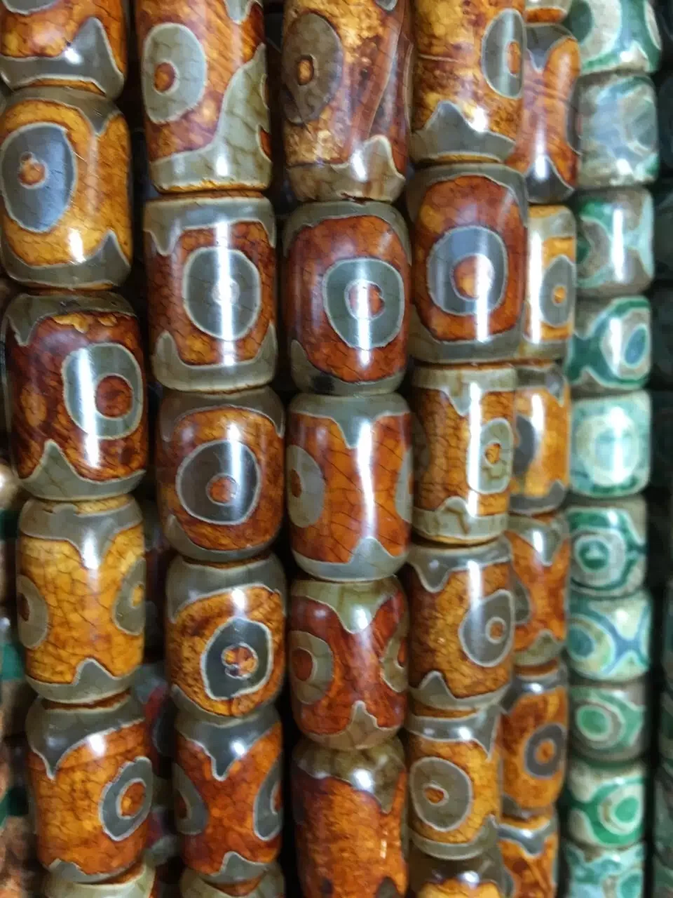 

2strands/lot 3eyes Brown Prayer Mala Tibetan Mystical Stone Dzi Beads Tibetan Charms Rice Gems Stone Matte Turtleback Drum Beads