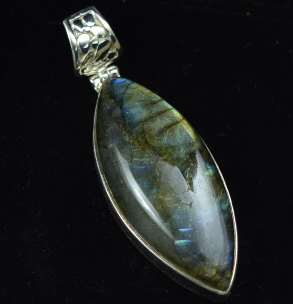 

Multi Fire Labradorite Pendant 925 Sterling Silver, 49.2 mm, MHBAP6150