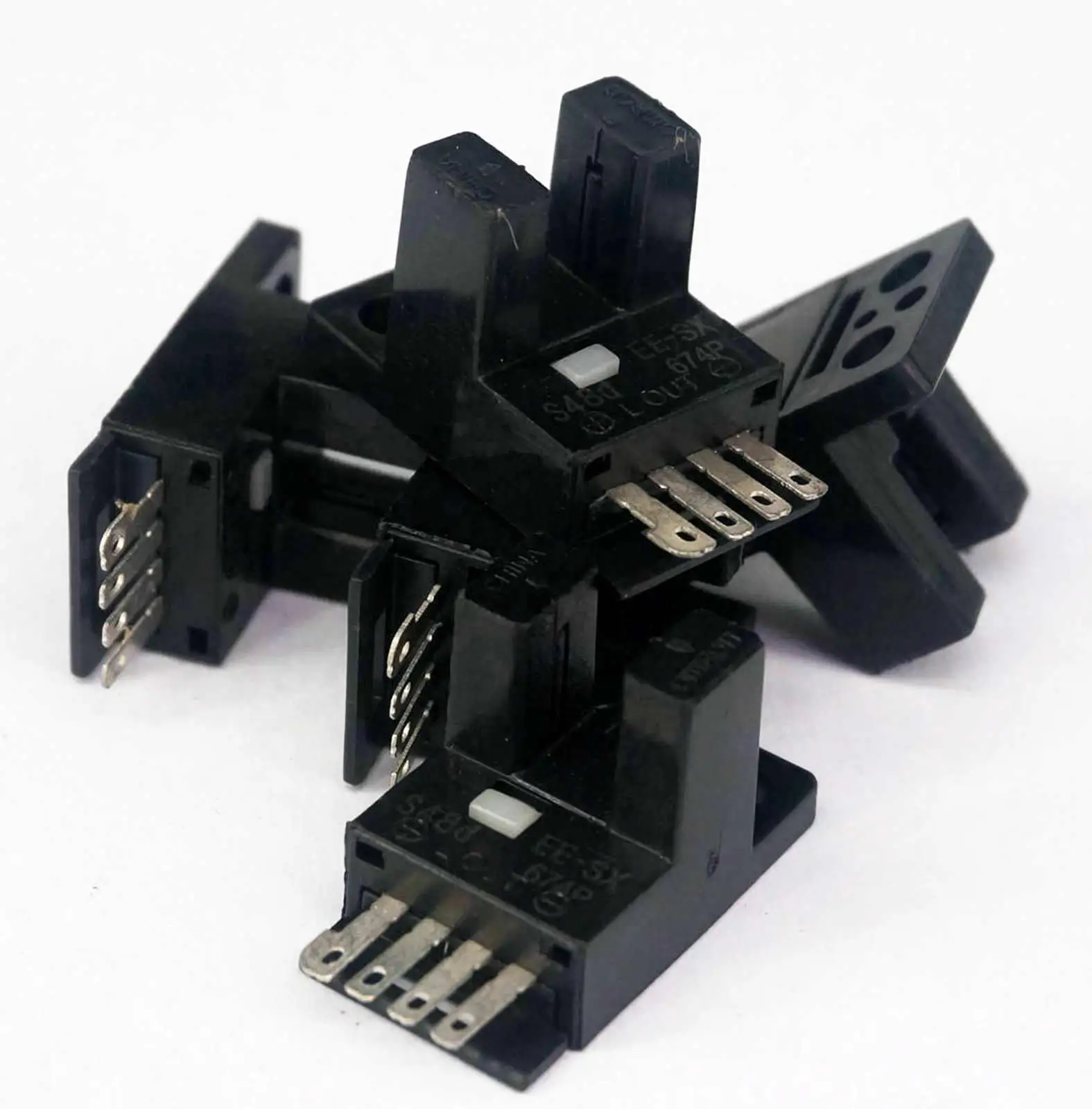 Фотоэлектрические датчики с внутренним диаметром 5 мм|Выключатели| |