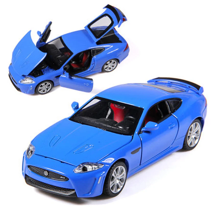 Модель игрушечного автомобиля из сплава с подлинной лицензией 1:32 | Игрушки и