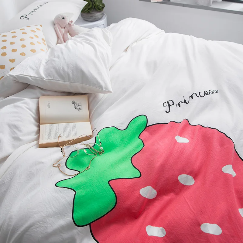 Fashion Summer Strawberry Bedding Set Light Luxury Elegant Duvet Cover Active Printing Bed Linen queen king white bedclothes | Дом и сад