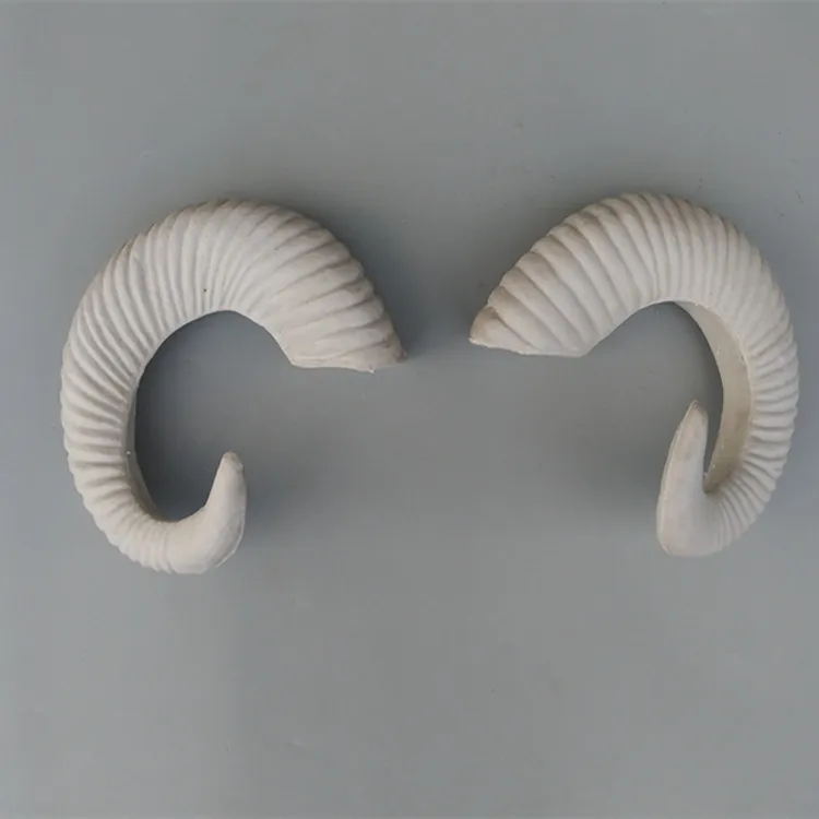 Пасхальная специальная модель животного имитация когтей большой овечий рог