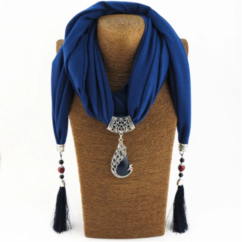 Женский шарфик с подвеской и керамическими бусинами в стиле бохо|scarf collar|beaded
