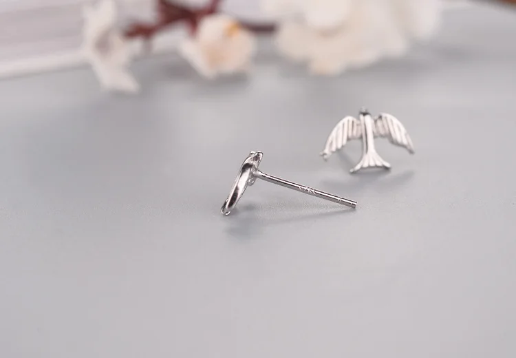 

100% 925 Sterling Silver Jewelry Rhinestone Fish Stud Earrings Pure 925 Silver Earrings Brincos Pendientes de plata