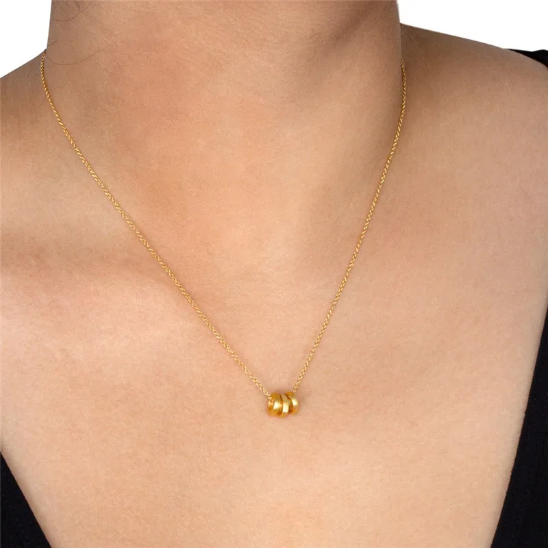 Ожерелье многослойное круглое с подвеской петли для женщин колье золотистого