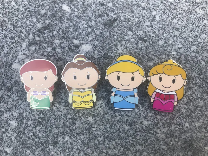 Hallmark Pins Itty Bittys бейджи Диснея Ариель/Belle/Золушка/Аврора 4 шт. в комплекте новые