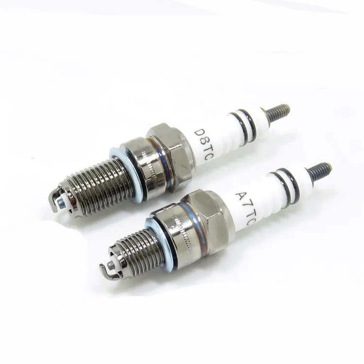 Свеча зажигания мотоцикла 100/125 A7TC D8TC E6TC F7TC B7TC BMA6 Z4TC F5TC CR8 A7RTC CR7HSA D8TRC D8TJC D8EA D8T цепная пила газонокосилка