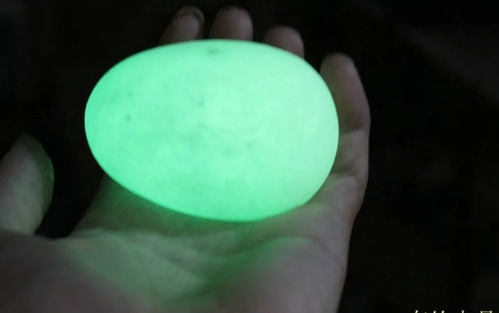 

45mm -48mm Green Glow Calcite Glow In Luminous Crystal Egg The Dark Stone Ball Sphere egg Healing Wholesal