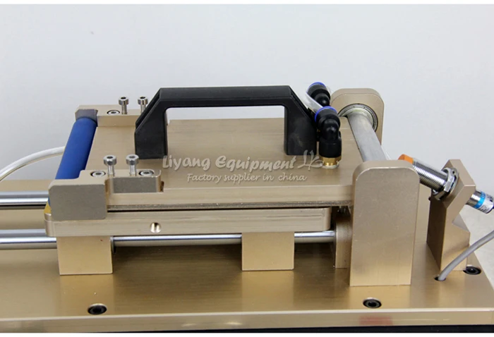 

LY 973 Build-in pump Semi-Auto laminating machine Vacuum OCA film laminator for mobile phone screen protective