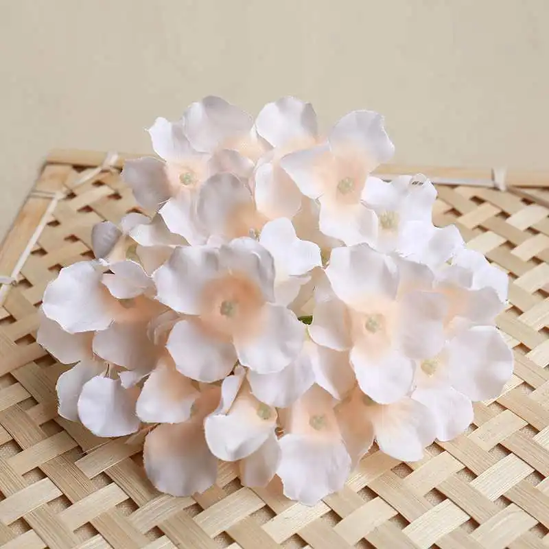 Высокое качество 50 шт./лот DIY для создания искусственных цветов искусственная Гортензия головы букет Рождество свадебное украшение дома 36 цветов - Цвет: 31