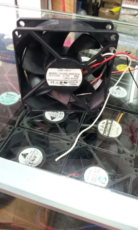 

Nmb 8025 12v 0.13a 3110gl-b4w-b19 silent ventilation fan double bearing