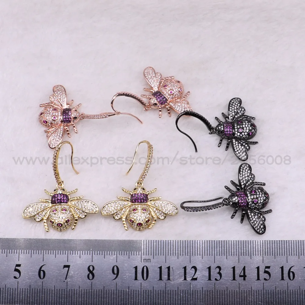 4 пары серьги-гвоздики с фианитами | Украшения и аксессуары