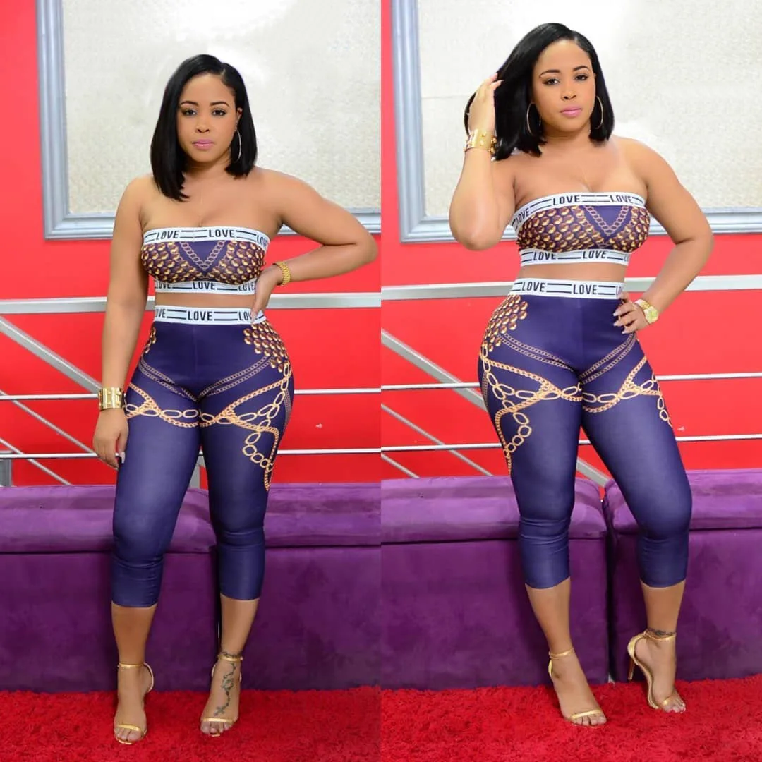 Женский спортивный костюм без бретелек с цепочкой и принтом на лето | Женская