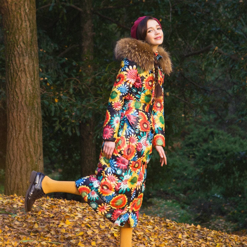 Женский пуховик, длинное зимнее пальто, большой воротник из меха енота, цветочный корейский пуховик, пуховая теплая Роскошная куртка Y166 KJ2734