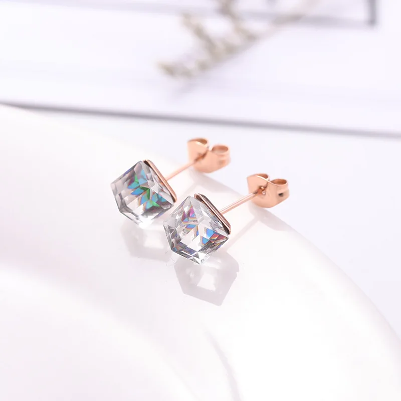 Женские серьги пусеты Cube из нержавеющей стали золотого цвета с синими