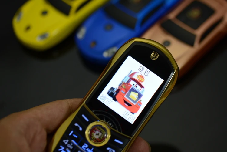 Мини Y918 легкий телефон с двумя sim-картами, MP3 камерой, Bluetooth, 1,8 дюймов, автомобильный телефон, Спортивная крутая модель автомобиля, мини мобильный телефон