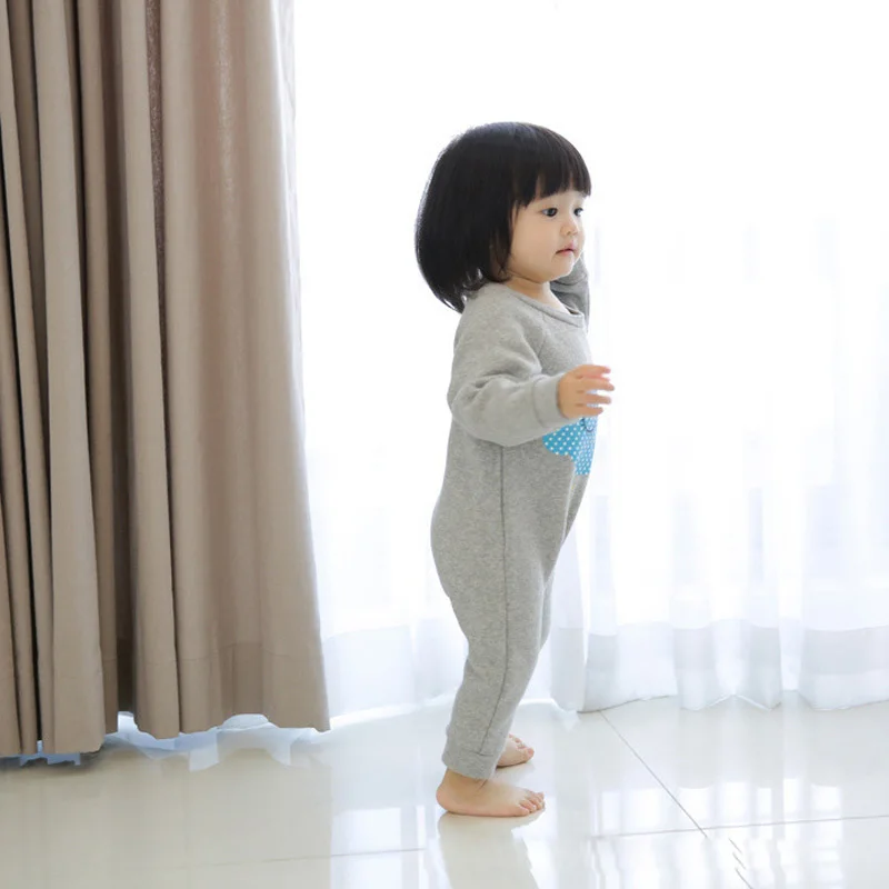 Комбинезон с рисунком лица Весенняя одежда для новорожденных длинными рукавами