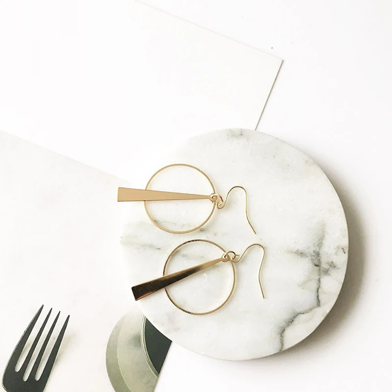 Новые модные серебристые круглые геометрические сережки с кисточками