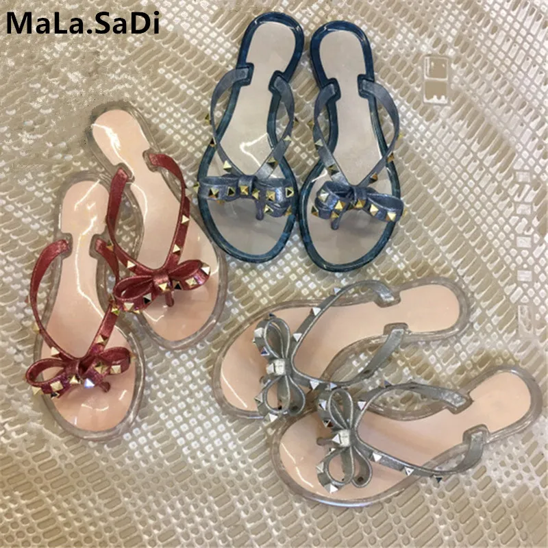 

New Fashion Summer Woman Sandals Rivet Studs Flip Flops Slip On Bow knot Flat Slippers Studded Cool Beach Slides Jelly Shoes
