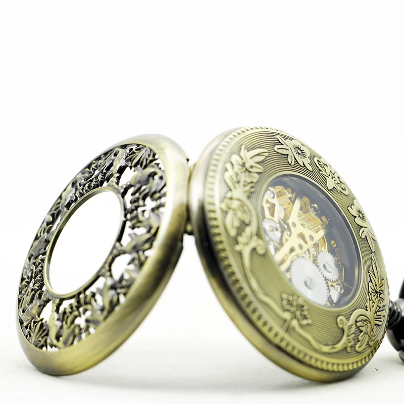 Antique Exquisite Pet Fish Hollow Relief Mechanical Pocket Watch Vintage Gentleman Style Accessories Pendant Necklace Clock