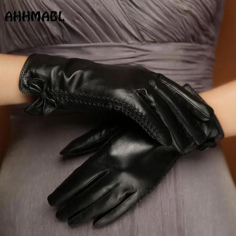 Touch screen women's sheepskin gloves winter bowknot genuine leather gloves  thermal lining mittens lg002