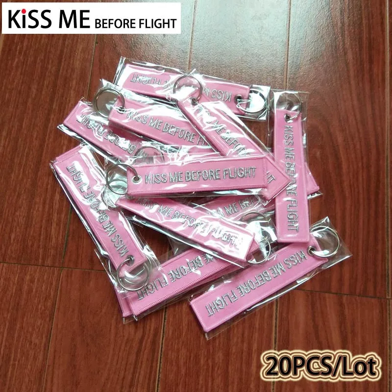 20 шт./лот KISS ME BEFORE FLIGHT вышивка Брелки для женщин сумка Подвеска мужчин