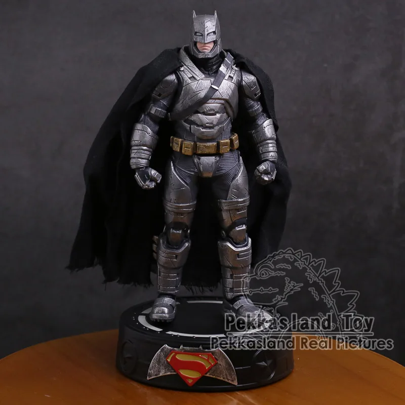 DC COMICS Супер герой Бэтмен/Чудо-Женщина/Супермен статуя с светодиодный светильник ПВХ фигурка Коллекционная модель игрушки