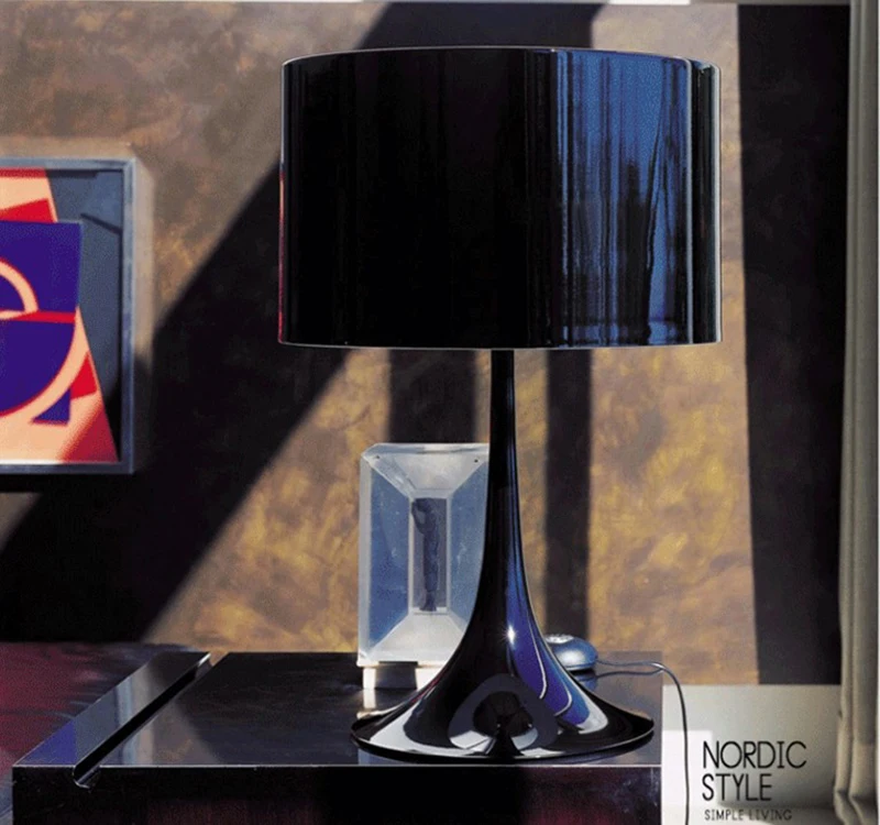 Свадебные реплики Европейский современный дизайн черно белая закрученная