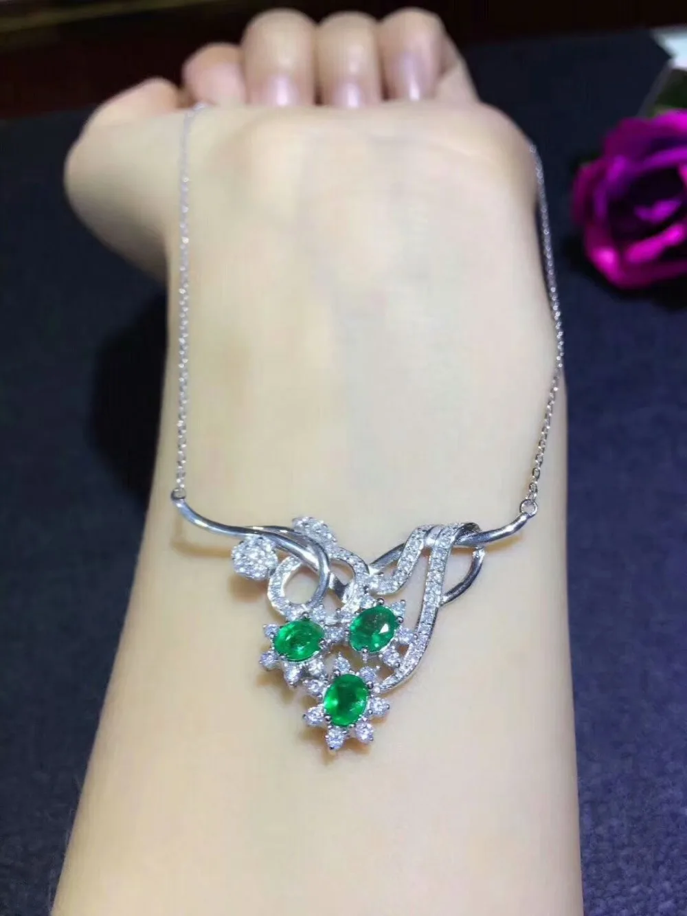 Подвеска SHILOVEM из серебра 925 пробы с натуральным изумрудом классические ювелирные
