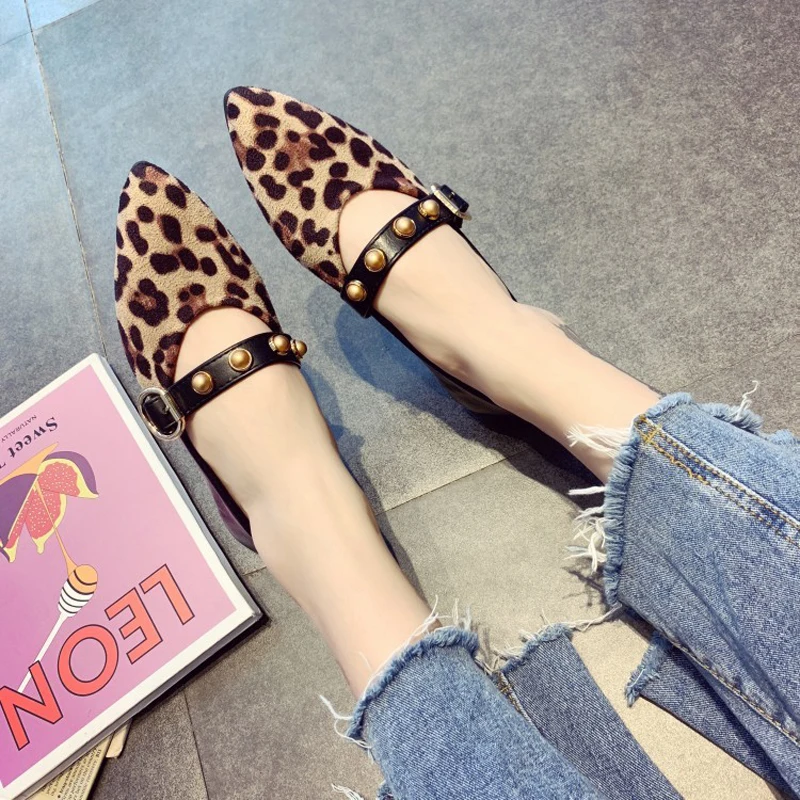 Новинка 2019 года весенние женские туфли на плоской подошве женская обувь с