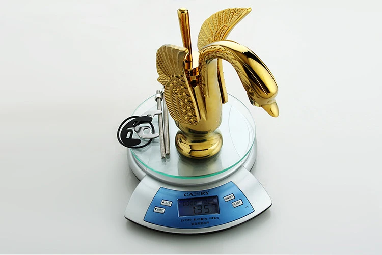 Бесплатная доставка золотистый смеситель для раковины в ванную комнату DONA Swan из