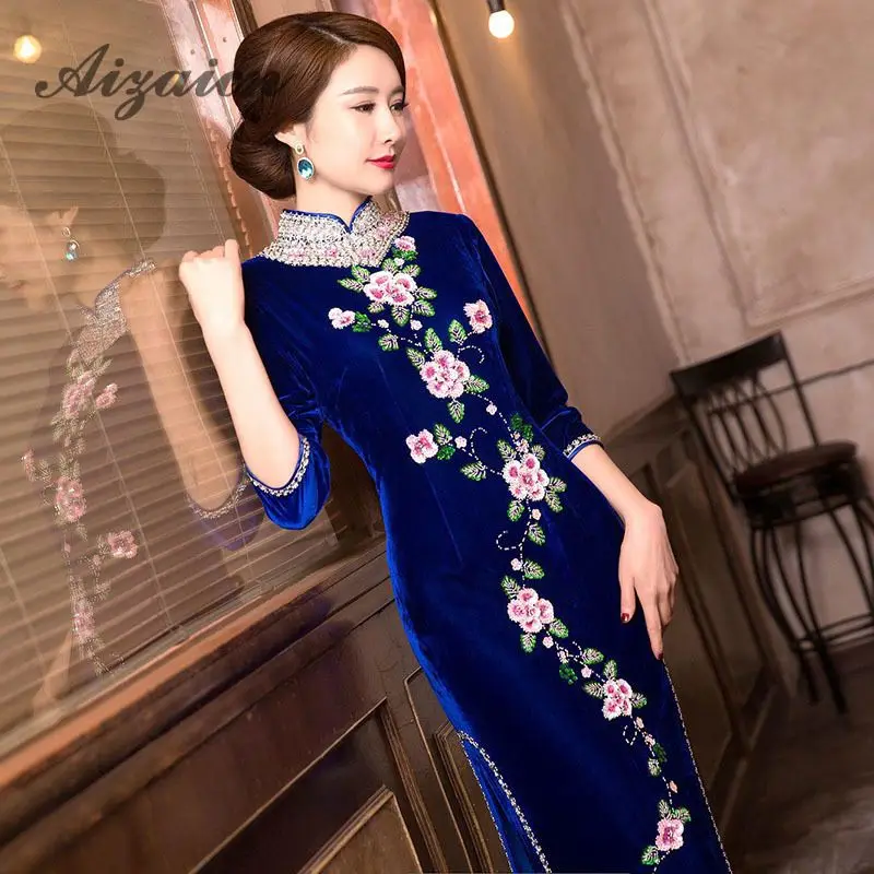 Blue Velvet Cheongsam Dress Chinese Traditional Qipao Long Mom Cheongsams Velour Oriental Style Sequins Embroidery Qi Pao China