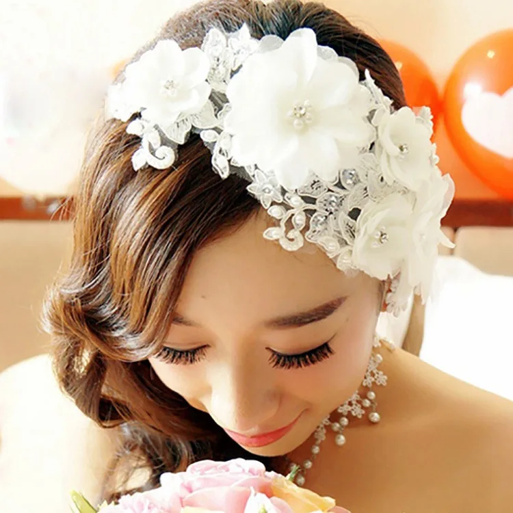 Encanto casamento Hairwear Mulheres Rendas Artesanais Flores Brancas Casado Cocar de Noiva Imitacao Perolas Acessorios|noiva acessorios|acessorios