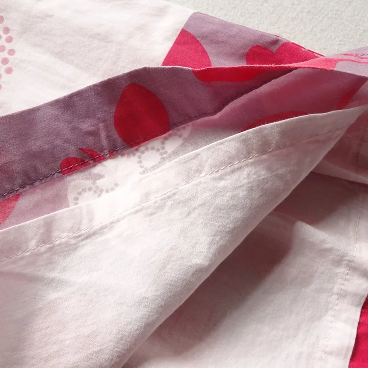 Детское летнее платье для девочек светло-розовое из мягкого хлопка с принтом w