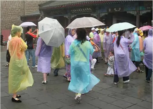 Детский Мужской и женский одноразовый непромокаемый плащ EVA дождевик