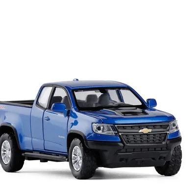 1:31 Chevrolet Colorado pick up сплав Diecasts транспортные средства модель автомобиля SUV со звуком светильник вытяните назад автомобиль игрушки для детей Подарки