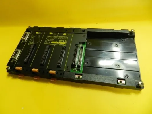PLC CS1W-CN313 CS1W-CN226 CS1W-CN224 C200H-BC031-V2 C200H-BC031 (new original) 100% new in stock with one year warranty | Электронные