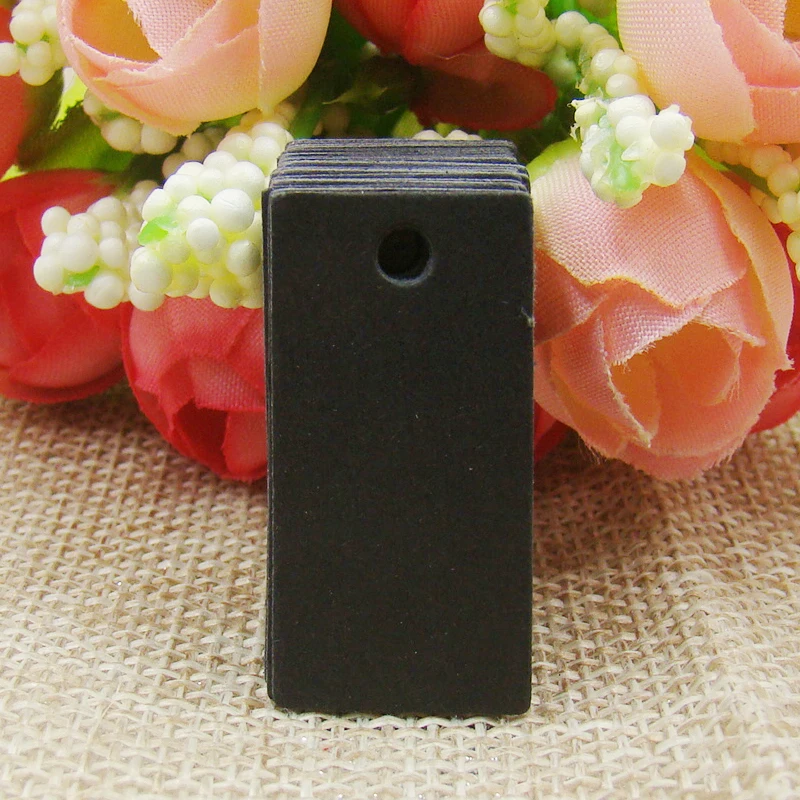 Изготовленный на заказ логотип картон глянец Черный с белым буквенным принтом 3*2