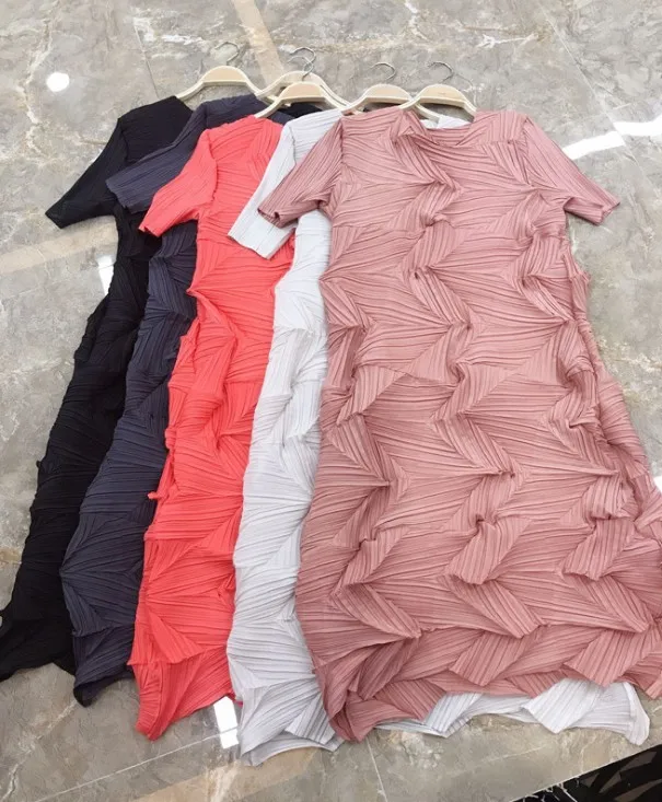 Розовый Miyake модное плиссированное платье с коротким рукавом и круглым вырезом - Цвет: Розовый